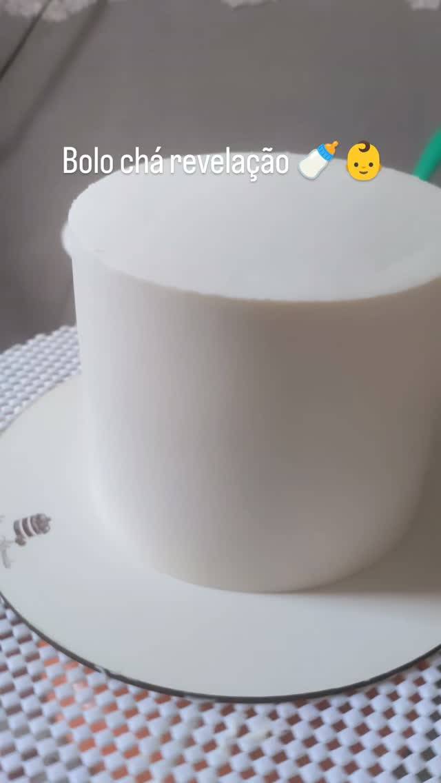 Outro chá revelação da Dona Alba