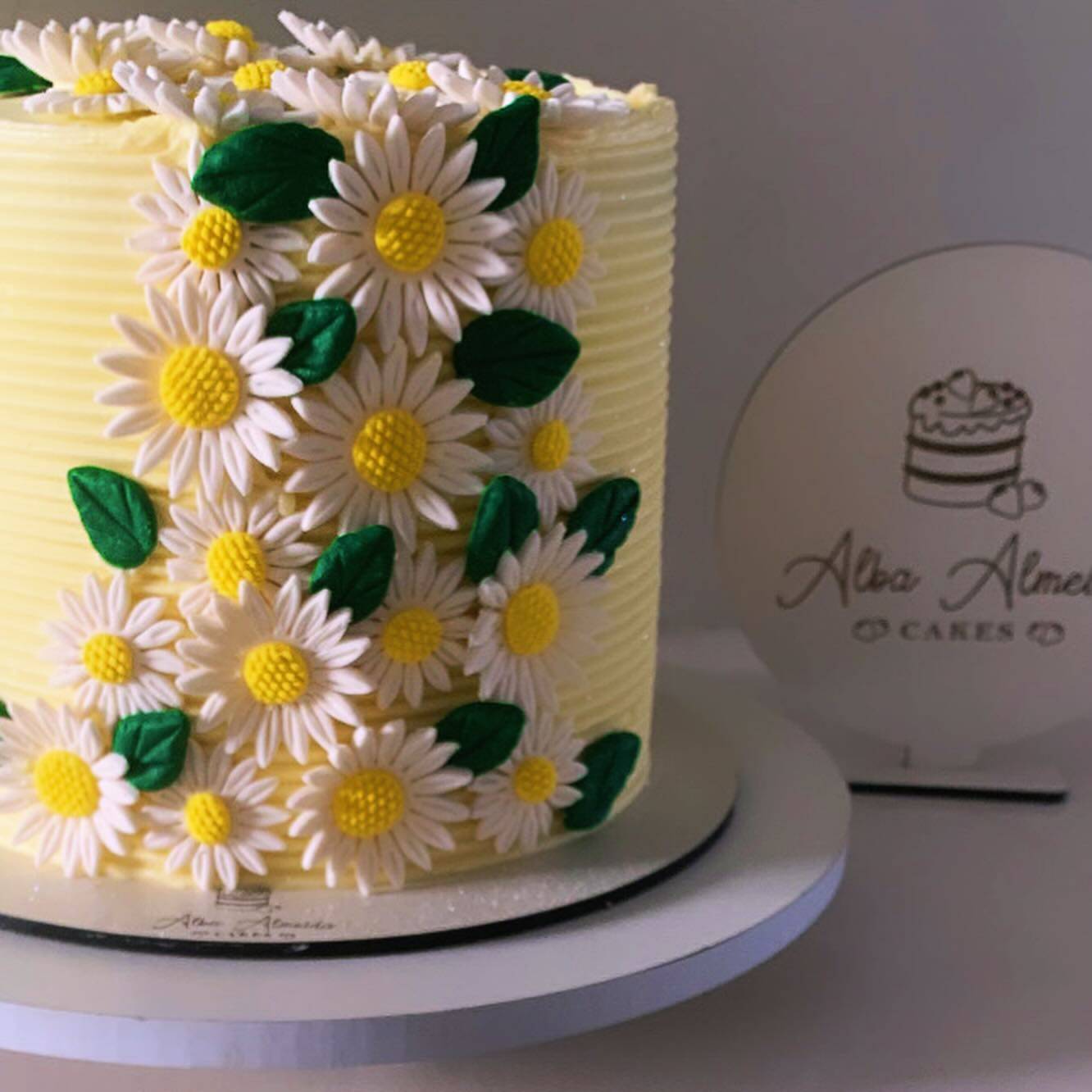 Outro bolo floral da Dona Alba